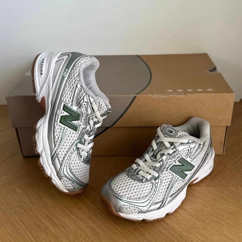 New Balance 740 Bungee Green/White/Silver Toddler Sneakers- SZ 11 C